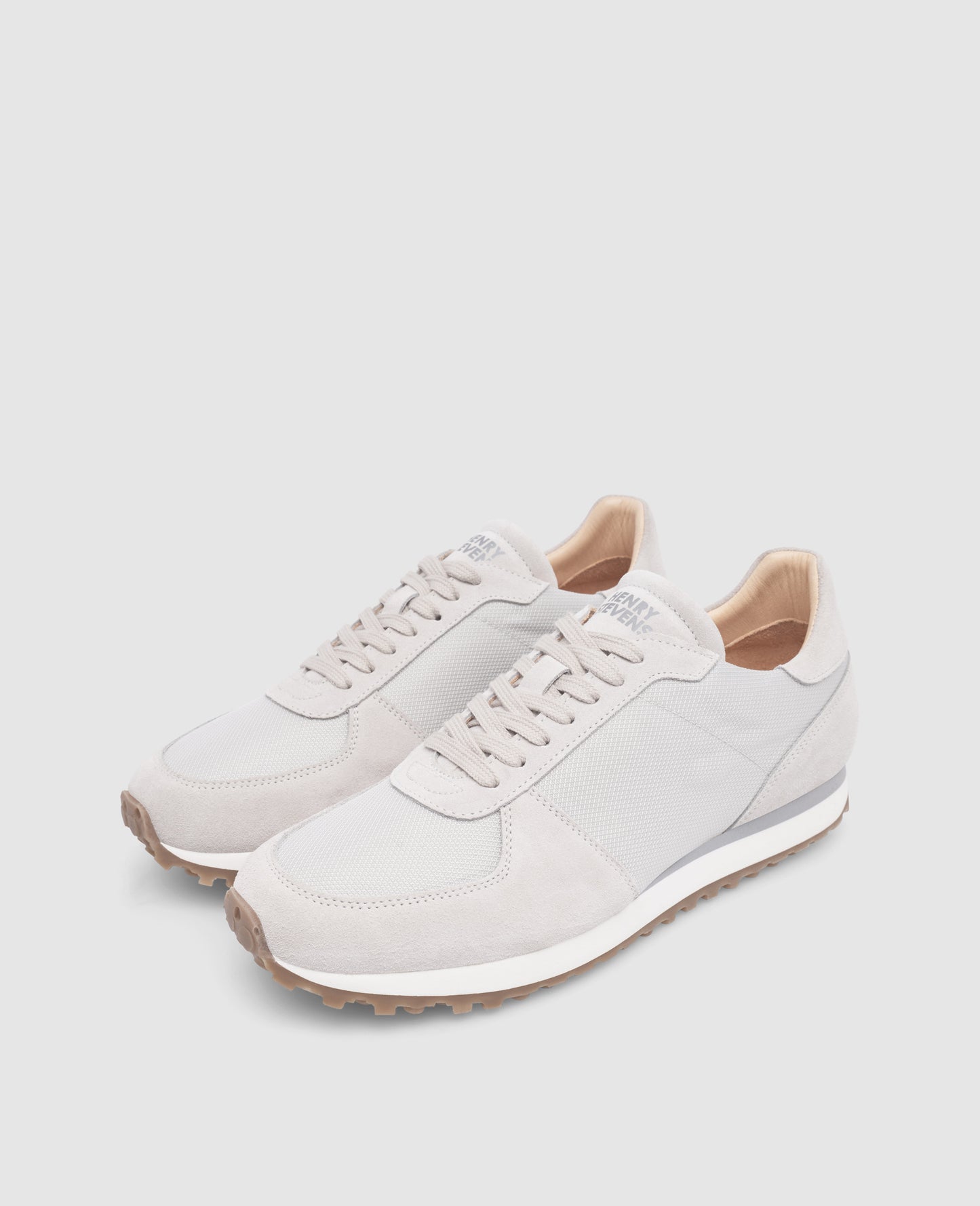 Travis R2 - Grey