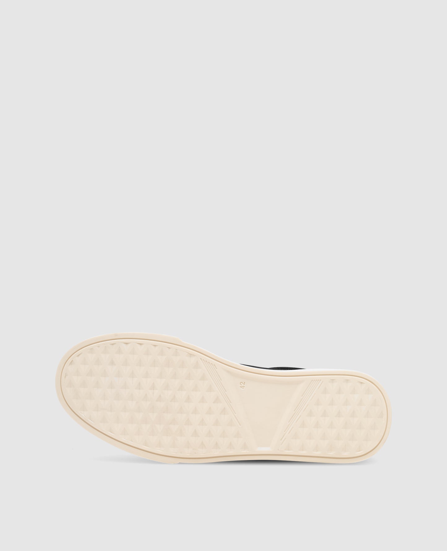 Travis S1 - Black
