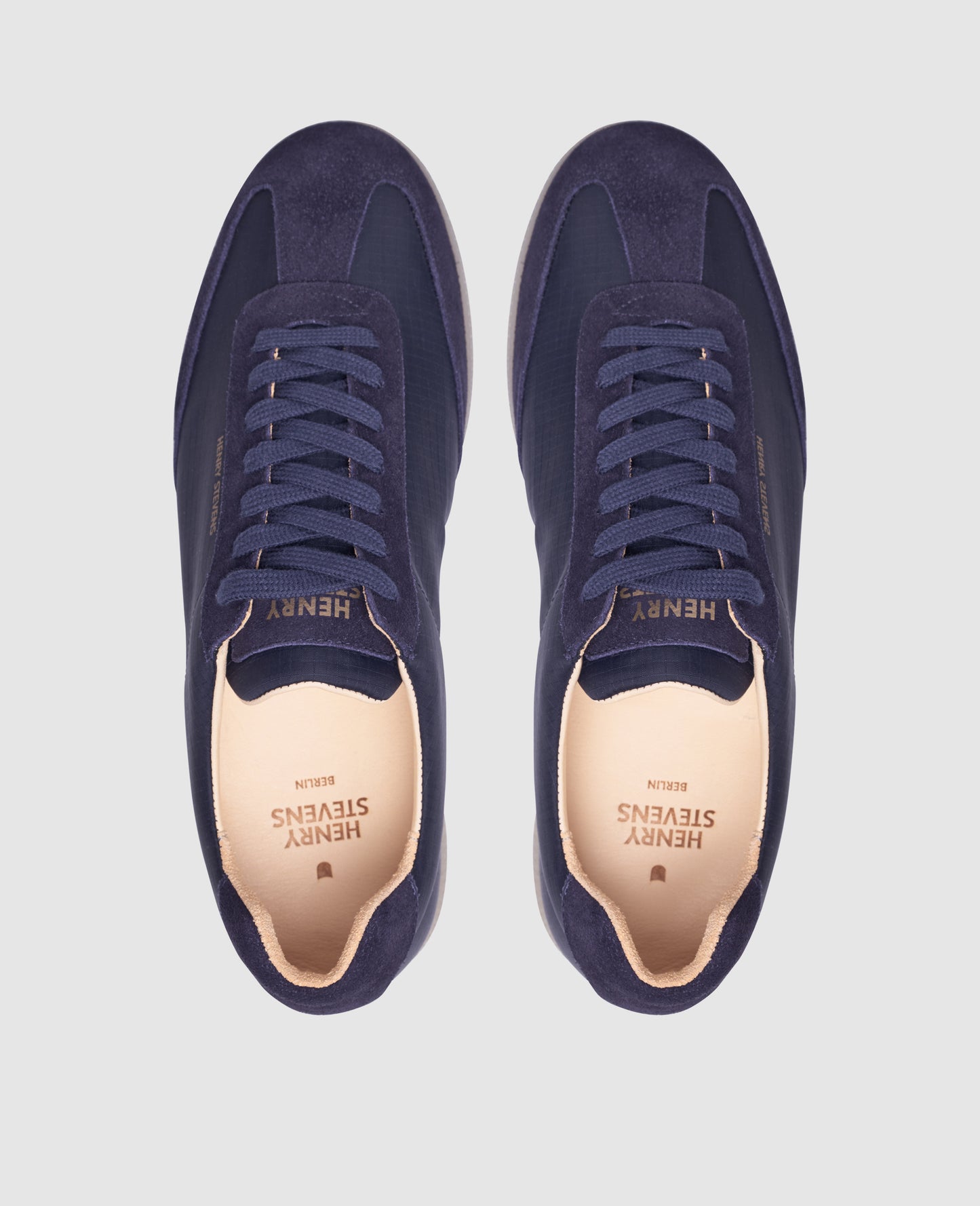 Travis TIS - Navy