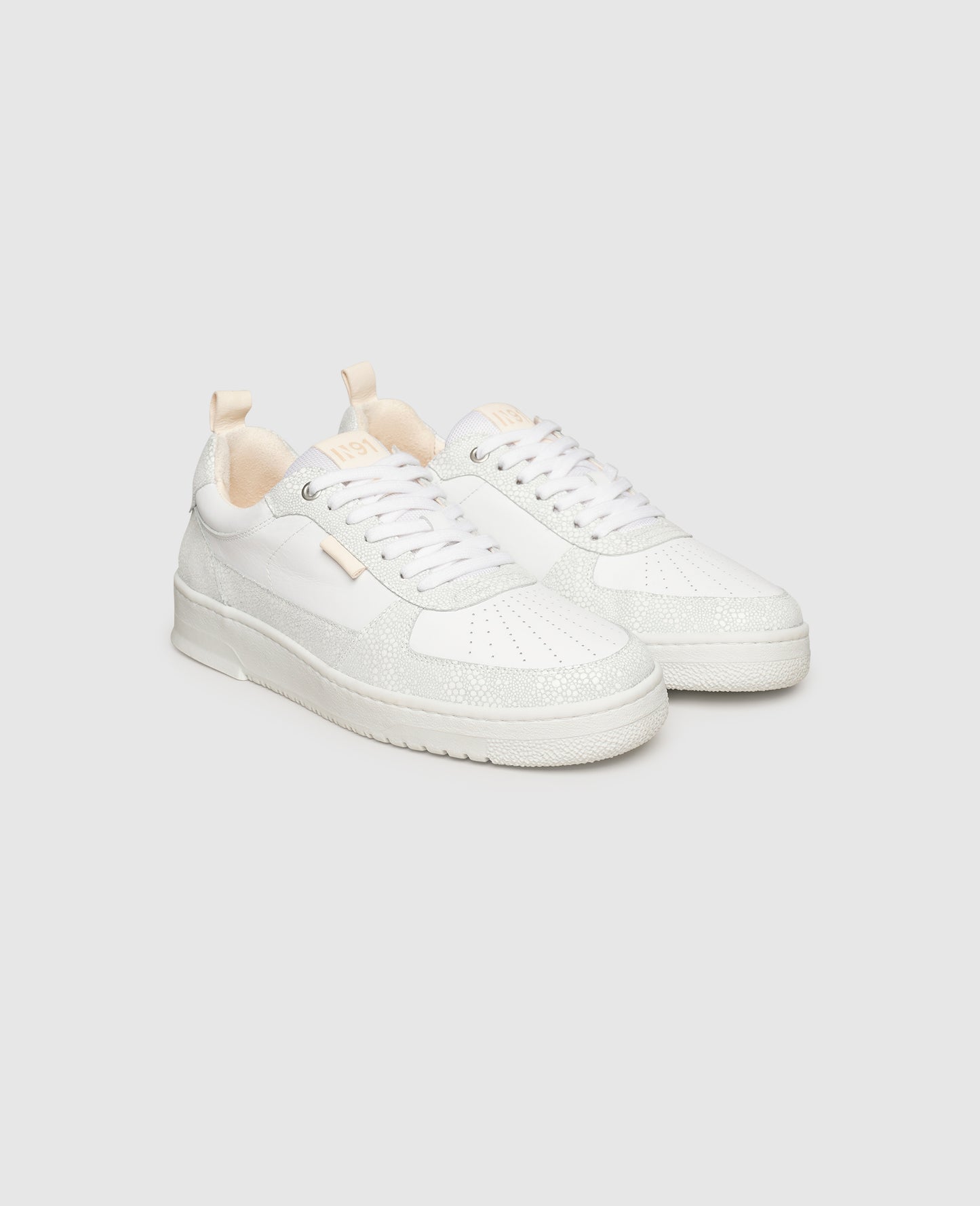 Bball M AA - White