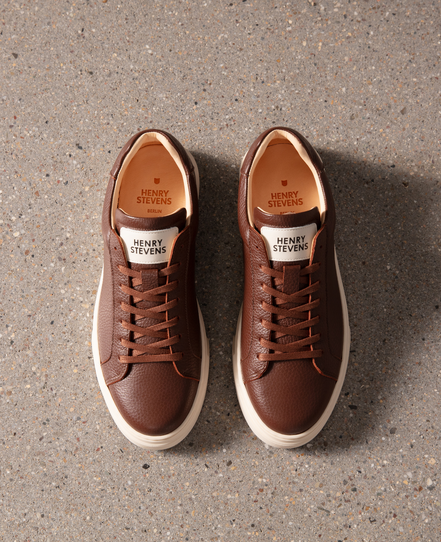 Travis S1 - Dark Brown