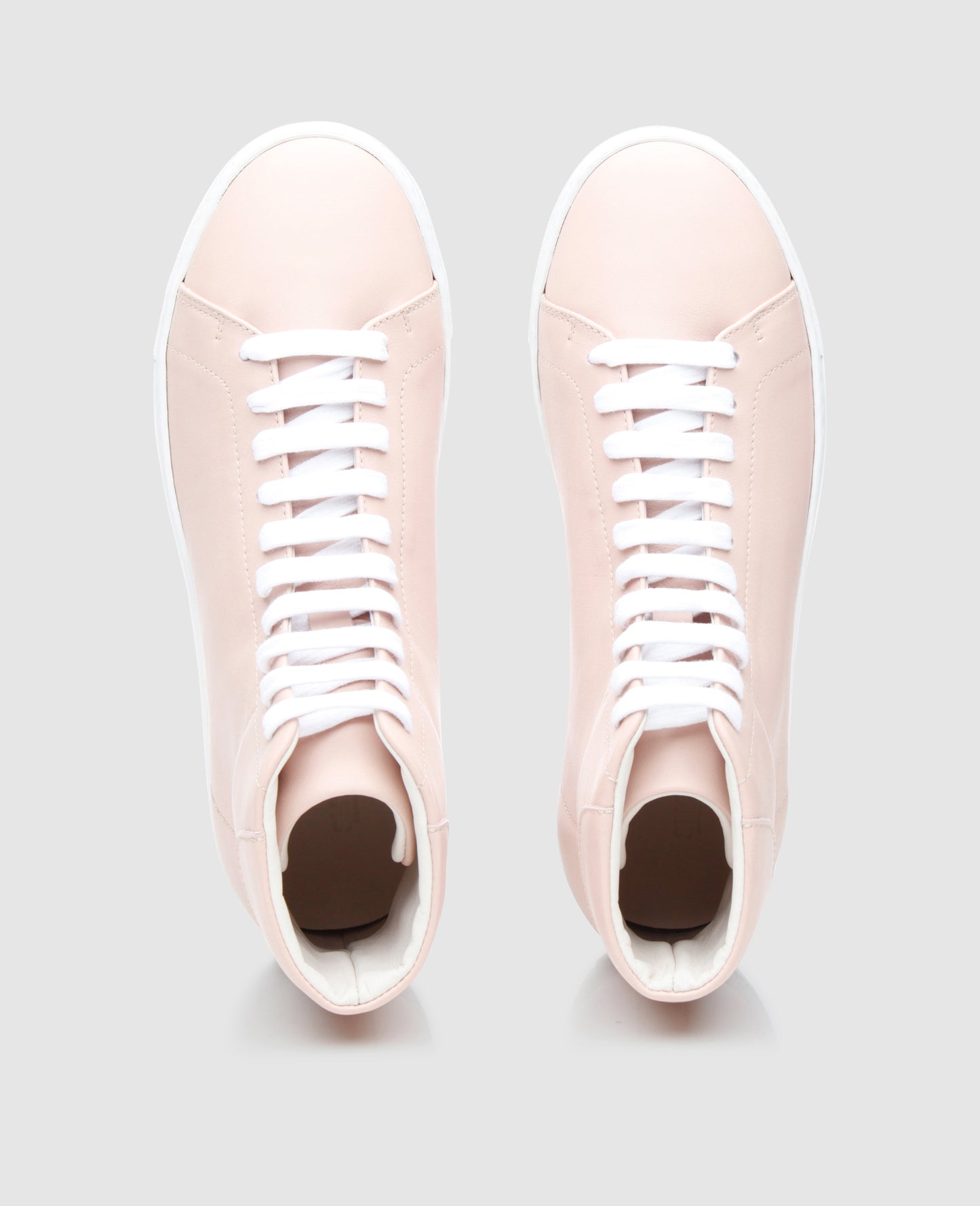 No. 13 WS - Nude