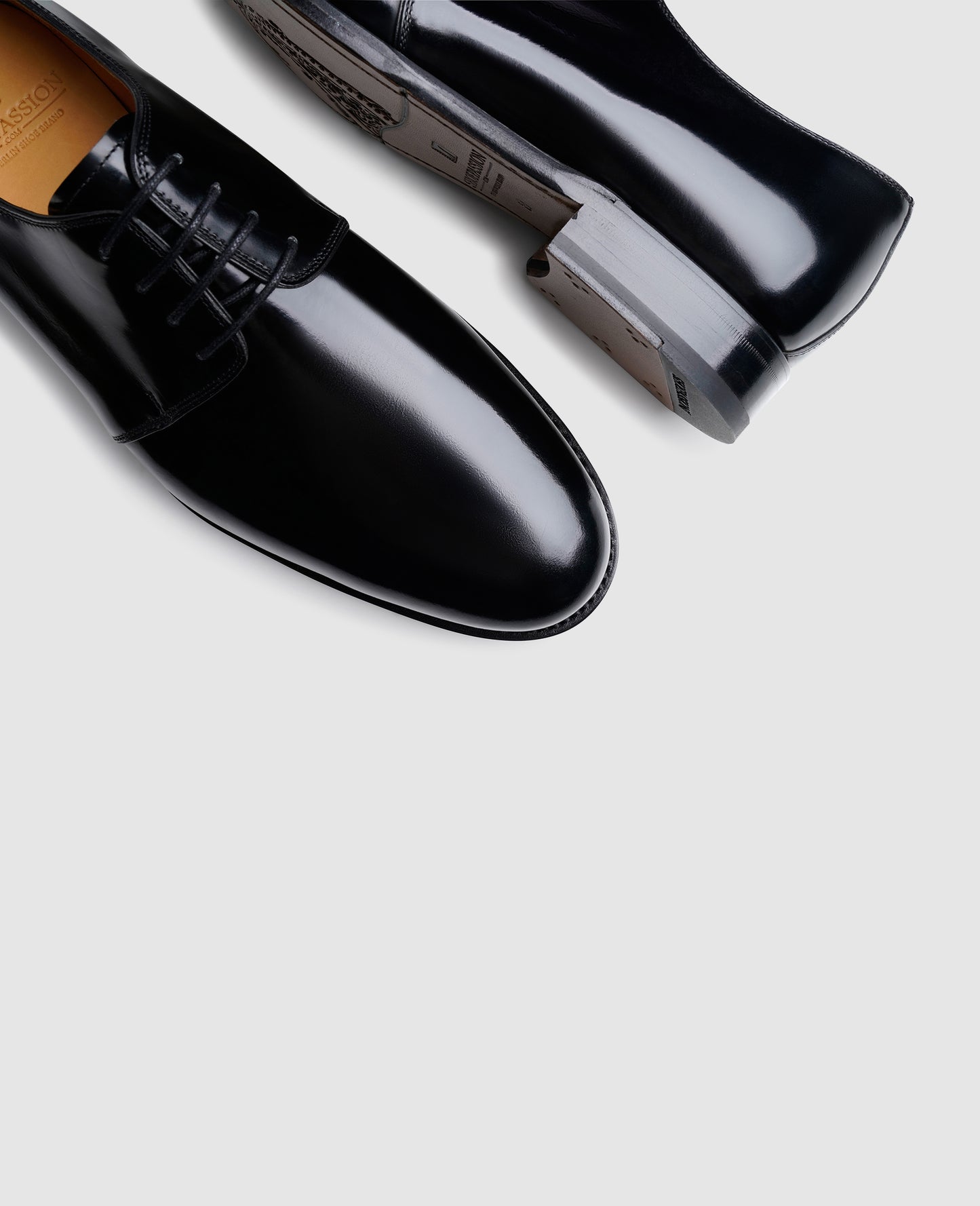No. 5518 - Black