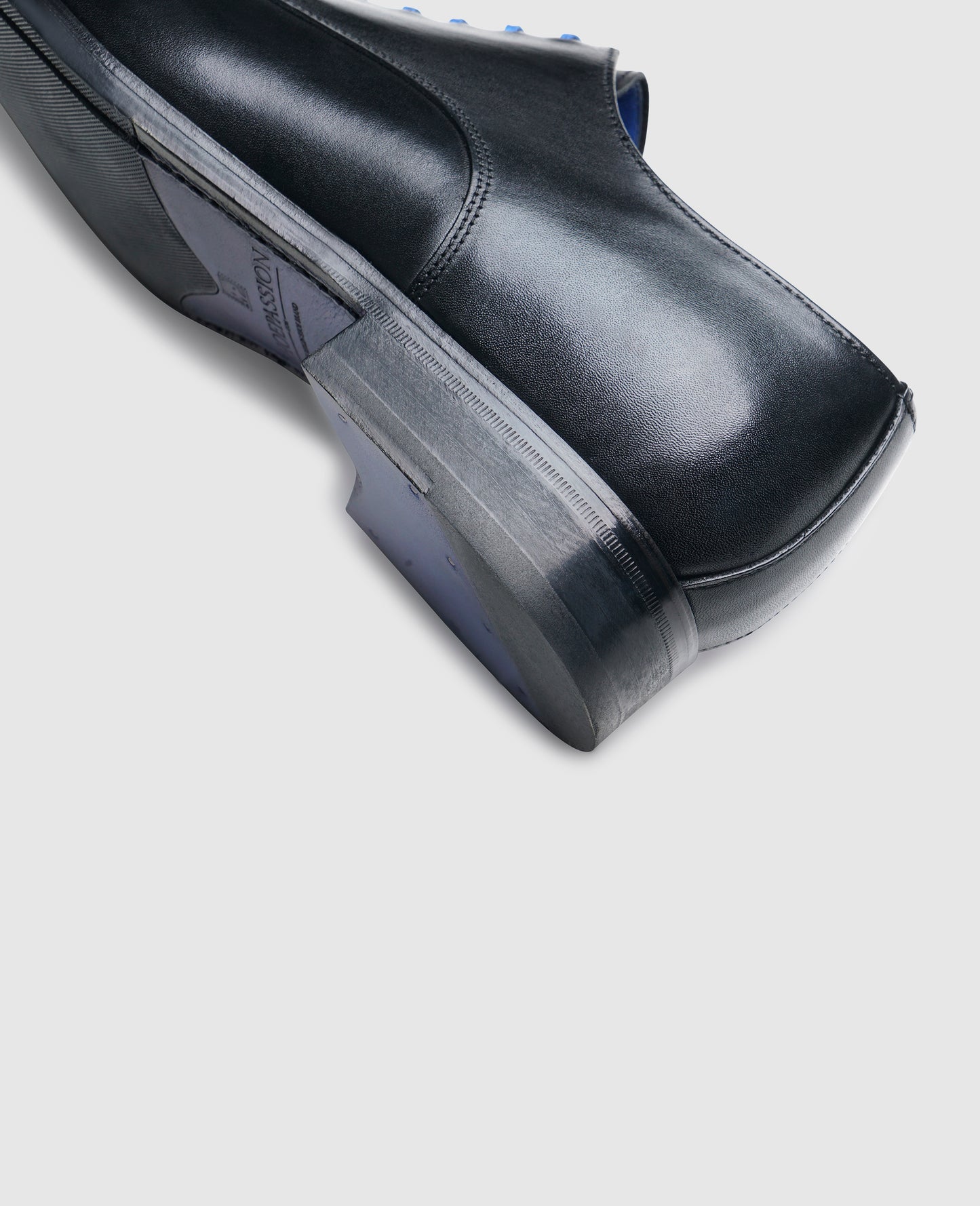 No. 5623 BL - Black