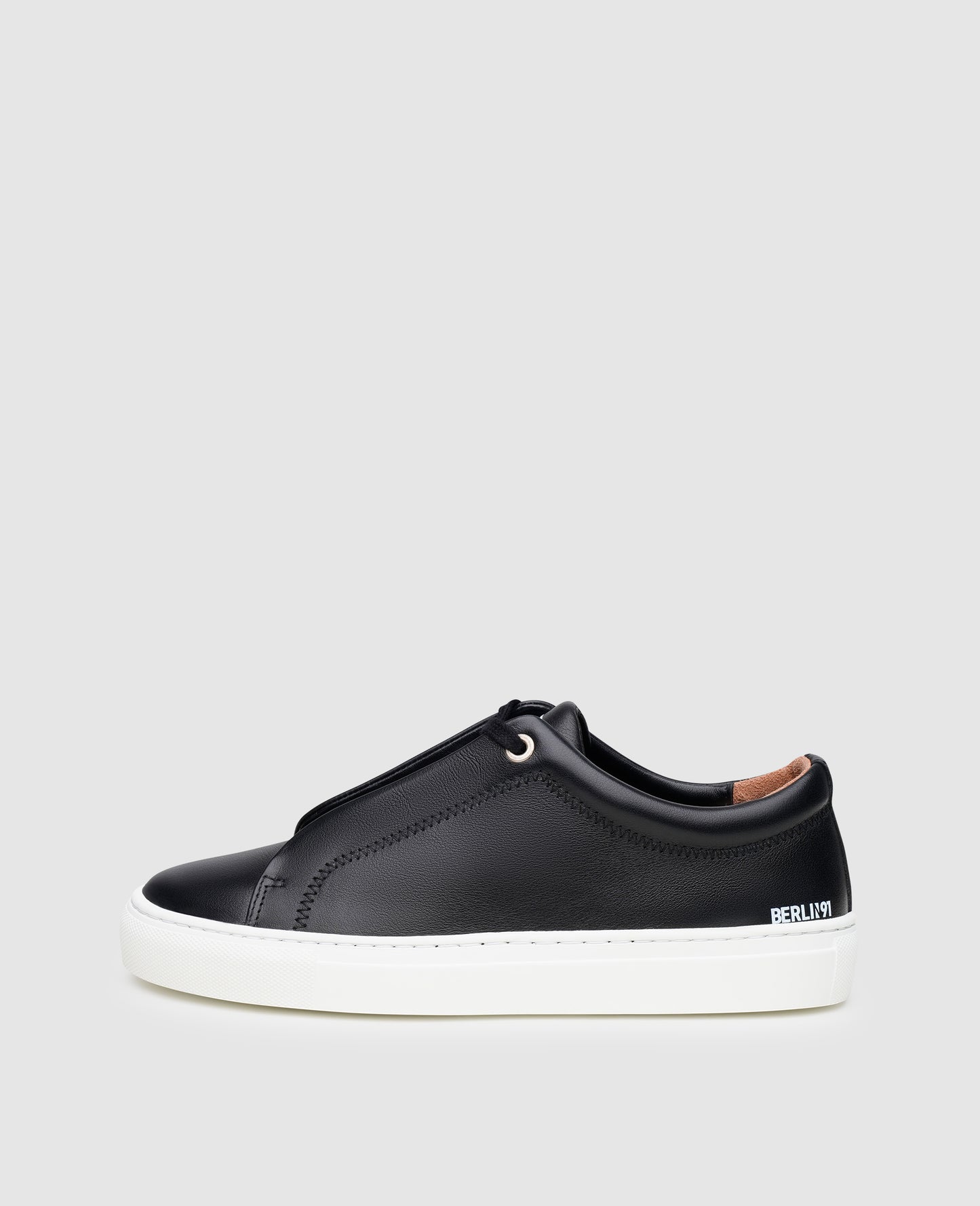 No. 24 WS - Black