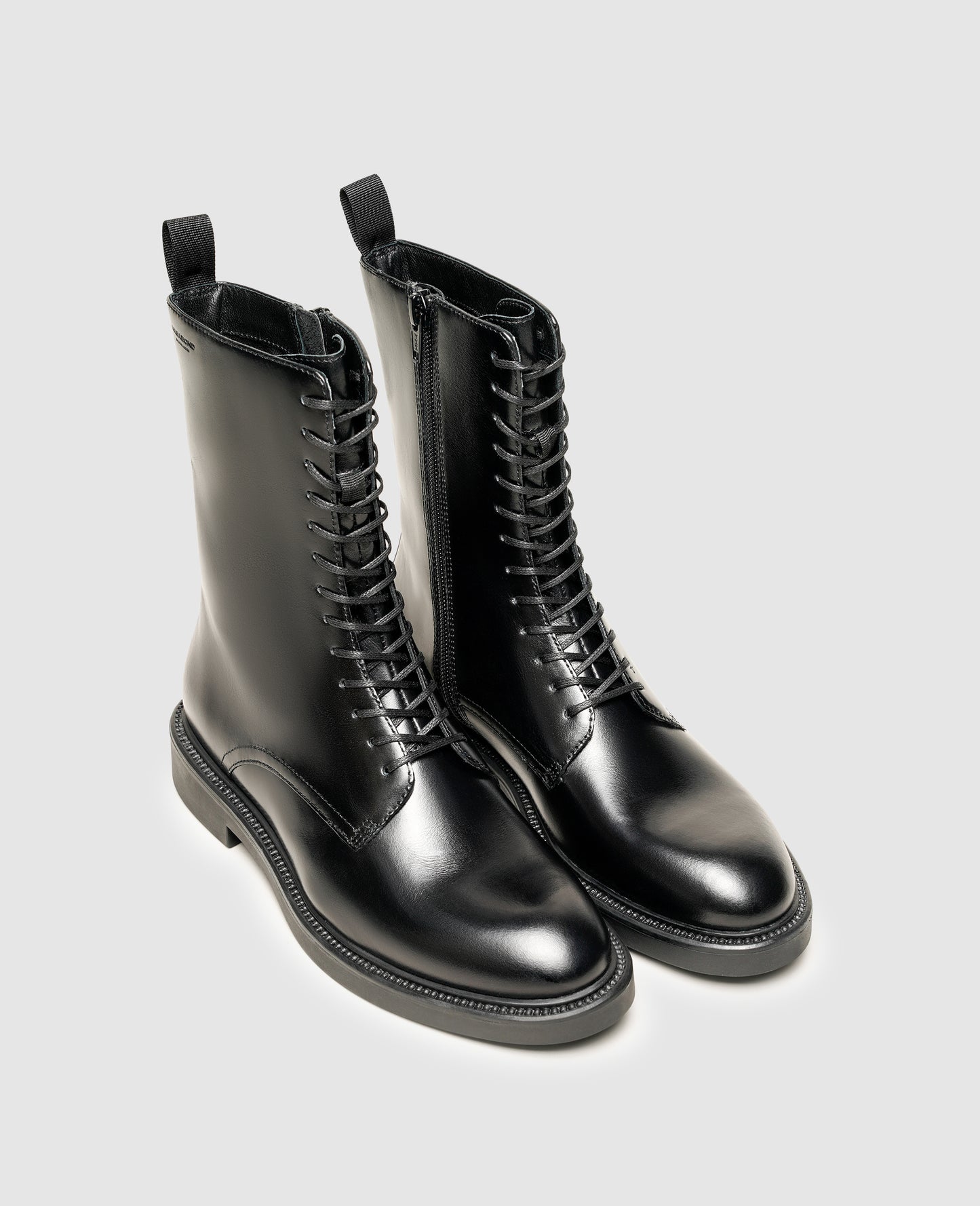Alex W - Black