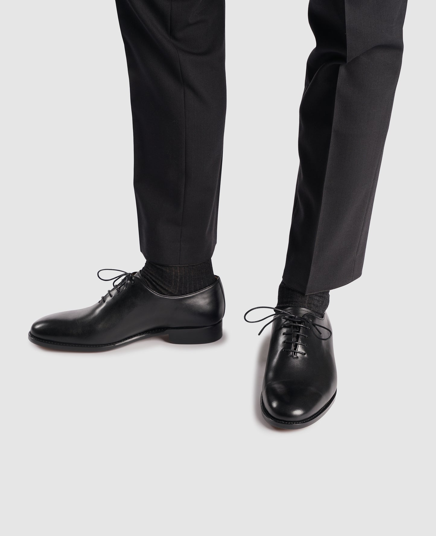 No. 586 - Black